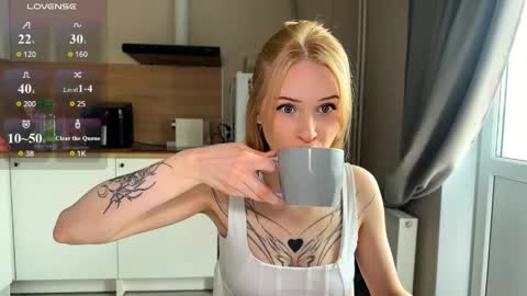 Snapshot of sweetielis chatting on 05-04-26, 09:05 sweetie Lisa3 online show from 05-04-26, 09:05