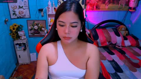 Nicole online show from 02-25-25, 07:03