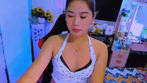 Nicole online show from 11-29-25, 12:02