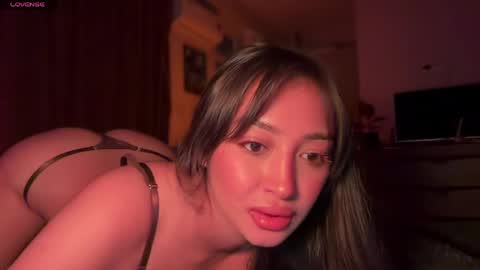 Snapshot of sweetiesoul chatting on 04-27-26, 10:19 sweetiesoul online show from 04-27-26, 10:19