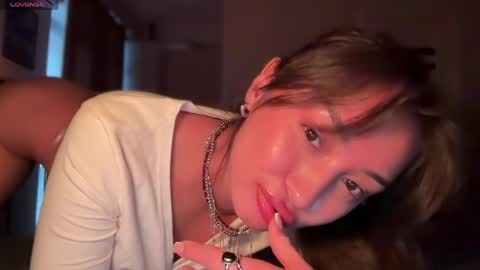 Snapshot of sweetiesoul chatting on 05-04-26, 11:28 sweetiesoul online show from 05-04-26, 11:28