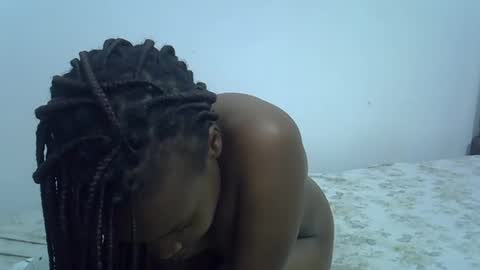 Snapshot of sweetkarin22 chatting on 10-19-25, 11:05 sweetkarin22 online show from 10-19-25, 11:05