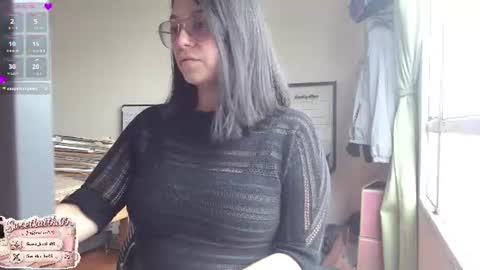 Snapshot of sweetkatthe09 chatting on 07-23-26, 01:53 Katherine online show from 07-23-26, 01:53