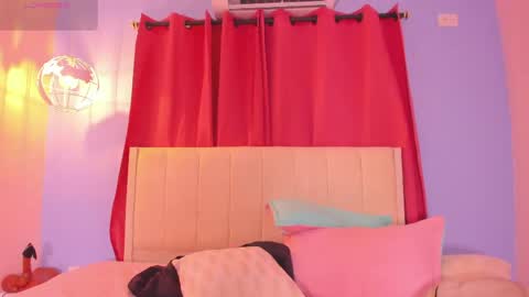 Isabel online show from 05-30-26, 12:02