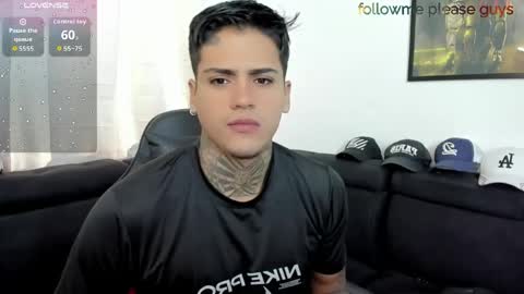 SWEETLATINBOY  online show from 04-25-26, 12:41