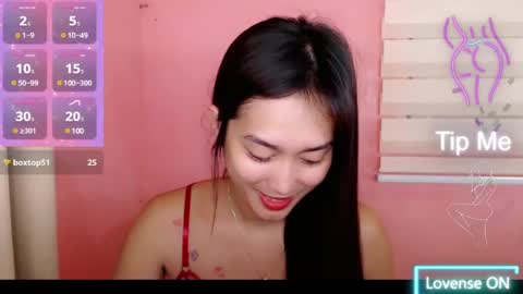 Leah online show from 03-12-25, 12:20