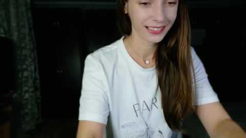 Snapshot of sweetledyselin chatting on 09-11-25, 04:40 SweetLedySelin online show from 09-11-25, 04:40