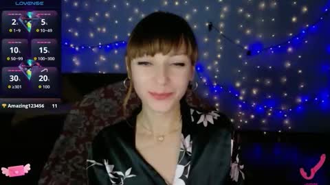 Snapshot of sweetledyselin chatting on 10-21-25, 06:19 SweetLedySelin online show from 10-21-25, 06:19
