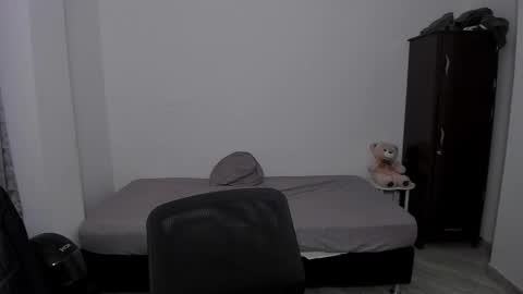 Snapshot of sweetlian_04 chatting on 02-04-26, 02:06 Lian online show from 02-04-26, 02:06