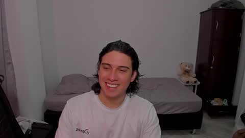 Snapshot of sweetlian_04 chatting on 02-10-26, 08:46 Lian online show from 02-10-26, 08:46