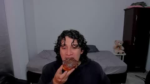 Snapshot of sweetlian_04 chatting on 02-16-26, 02:51 Lian online show from 02-16-26, 02:51