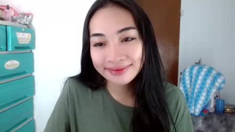 Lilly online show from 12-04-24, 02:42