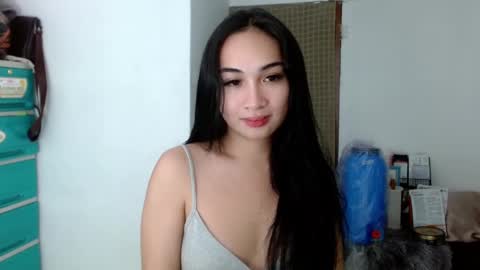 Lilly online show from 12-15-24, 06:26