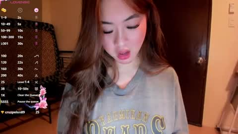 Zoe online show from 07-06-26, 05:26
