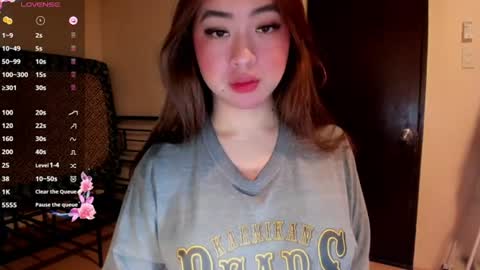 Zoe online show from 07-13-26, 04:04