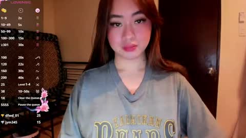 Zoe online show from 07-14-26, 02:05