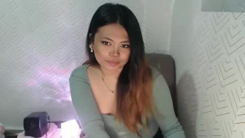 NICOLE online show from 05-12-26, 07:11