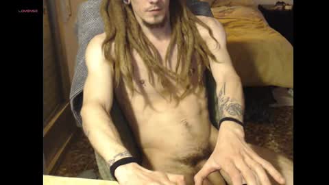 Snapshot of sweetlululove chatting on 02-12-25, 07:35 akiles online show from 02-12-25, 07:35