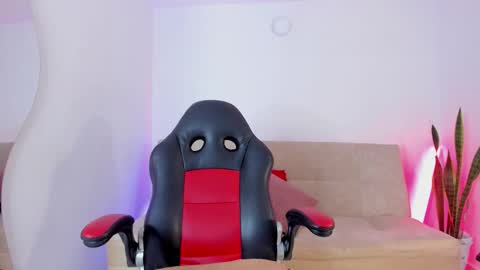 instagram sweetluna 0 online show from 12-15-25, 06:34