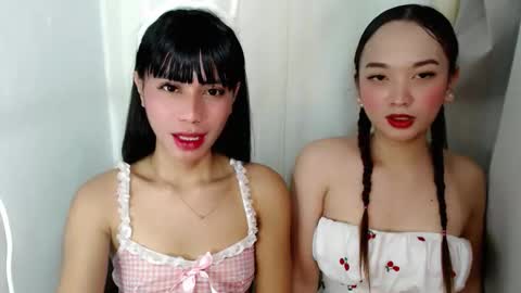 Snapshot of sweetlunarose chatting on 03-26-26, 08:09 lilcherry online show from 03-26-26, 08:09