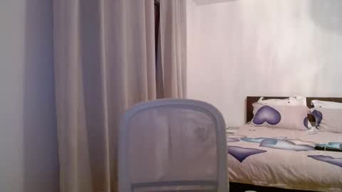 Snapshot of sweetmayacutie chatting on 10-22-25, 04:07 sweetmaya online show from 10-22-25, 04:07