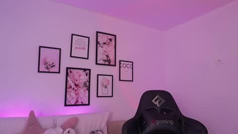 instagram melisabahamon  online show from 03-09-25, 03:11