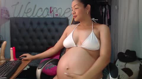 Sweetmom12 online show from 01-11-25, 02:04