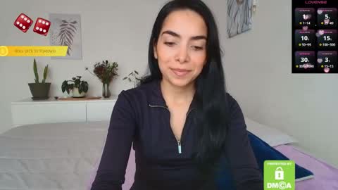 Snapshot of sweetmysterious18 chatting on 12-14-25, 12:43 Sweet Mysterious online show from 12-14-25, 12:43