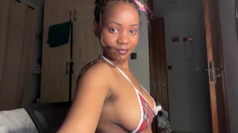 sweetnia754136 online show from 07-11-26, 04:53