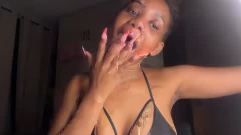 sweetnia754136 online show from 07-16-26, 11:22