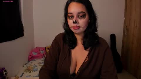 Noah online show from 10-23-25, 02:33