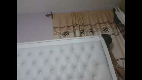 Novah girlie online show from 05-19-26, 04:46