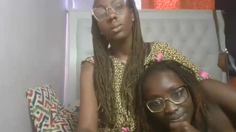 Novah girlie online show from 05-25-26, 02:34