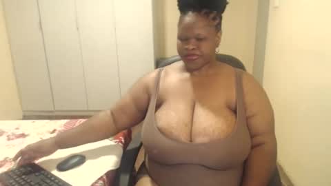 sweetnoziexxx online show from 01-28-25, 06:07