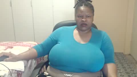 sweetnoziexxx online show from 11-17-25, 05:19