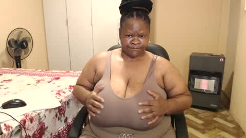 sweetnoziexxx online show from 07-24-26, 06:00
