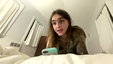 Snapshot of sweetpeach232323 chatting on 12-18-24, 02:53 sweetpeach232323 online show from 12-18-24, 02:53