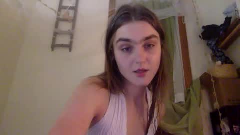 Snapshot of sweetpeach232323 chatting on 12-20-24, 02:19 sweetpeach232323 online show from 12-20-24, 02:19