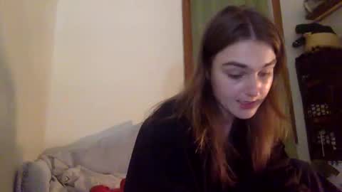 Snapshot of sweetpeach232323 chatting on 12-21-24, 02:19 sweetpeach232323 online show from 12-21-24, 02:19