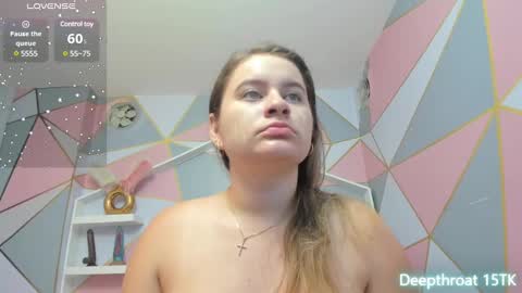 Snapshot of sweetpervert__ chatting on 02-19-25, 10:01 MIA online show from 02-19-25, 10:01
