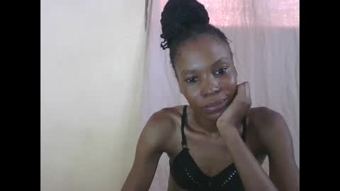 Snapshot of sweetpetite254 chatting on 01-16-26, 07:12 ESTHER online show from 01-16-26, 07:12