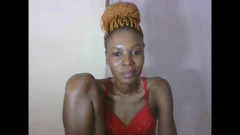 Snapshot of sweetpetite254 chatting on 02-20-26, 01:35 ESTHER online show from 02-20-26, 01:35