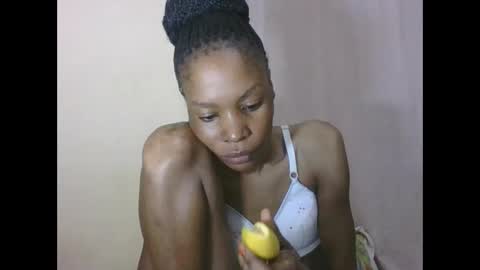 ESTHER online show from 05-27-26, 01:57