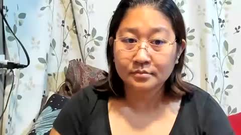 Snapshot of sweetpilipina88 chatting on 11-10-25, 10:31 MIA online show from 11-10-25, 10:31