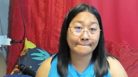 Snapshot of sweetpilipina88 chatting on 04-02-26, 02:31 MIA online show from 04-02-26, 02:31