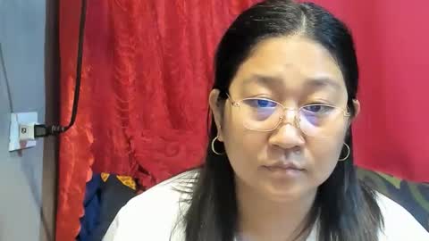 Snapshot of sweetpilipina88 chatting on 05-11-26, 09:59 MIA online show from 05-11-26, 09:59