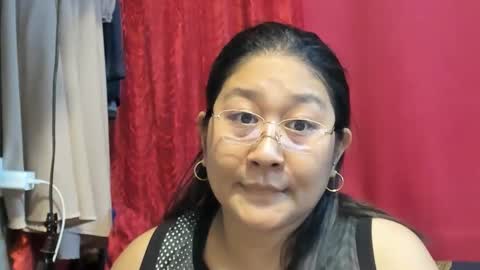 Snapshot of sweetpilipina88 chatting on 05-14-26, 10:22 MIA online show from 05-14-26, 10:22