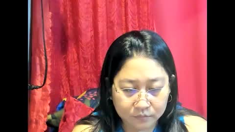 Snapshot of sweetpilipina88 chatting on 05-27-26, 12:51 MIA online show from 05-27-26, 12:51