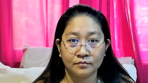 Snapshot of sweetpilipina88 chatting on 06-26-26, 03:00 MIA online show from 06-26-26, 03:00