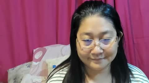 Snapshot of sweetpilipina88 chatting on 06-29-26, 10:15 MIA online show from 06-29-26, 10:15
